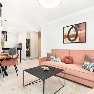 harmonia-oliwska-gdansk-by-renters.sopothotels.com/